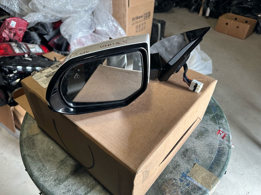 Oglinda stanga completa cu camera Hyundai Ioniq 2019/2020/2021/2022