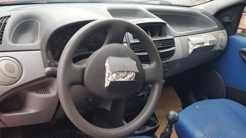 Oglinda stanga completa Fiat Punto 2000 HATCHBACK 1,2 B