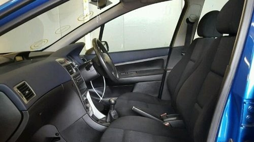 Oglinda stanga completa Peugeot 307 2004 hatchback 1.6 hdi