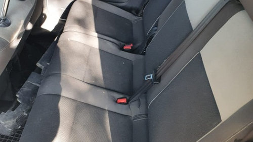 Oglinda stanga completa Volkswagen Caddy 2011 3 facelift 2.0 tdi CFH
