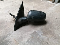 Oglinda stanga manuala completa Opel Corsa C 2001