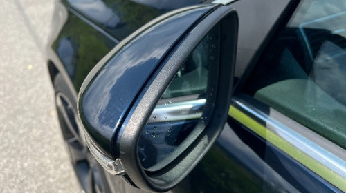 Oglinda stanga rabatare electrica VW Passat CC din 2011 cu defect