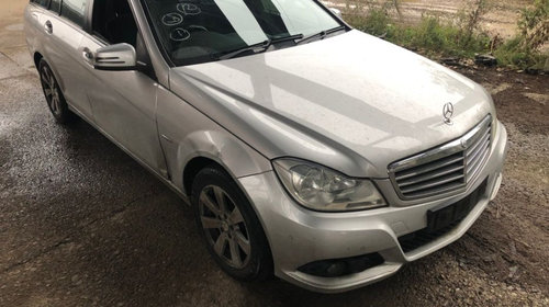 oglinda stanga si piese mercedes C class 2012 w204 din dezmembrari