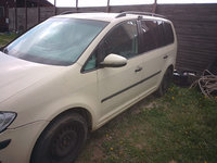 Oglinda stanga Volkswagen Touran Facelift (1T1, 1T2) 1.9 TDI BLS