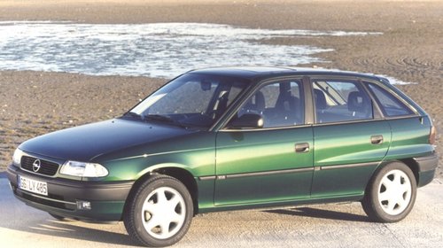 Opel Astra F, 1.6 Benzina, an 1994, 52 kw