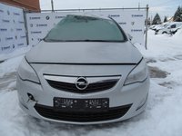 Opel Astra J din 2012