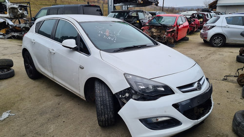 Opel Astra J Hatchback 1.7 CDTI A17DTE 6+1 2013