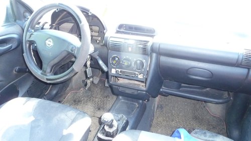 Opel corsa, 1.7 tdi alb , 2000