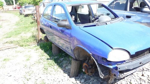 Opel Corsa B 1.4 Benzina Albastru 1996