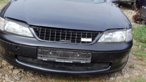 Opel Vectra B 1.6 Benzina Negru 1997