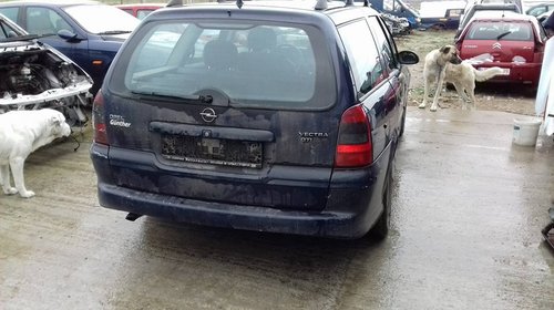 Opel Vectra B Caravan 2.0 dti 100 cp an 1999