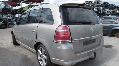 Opel Zafira B din 2007