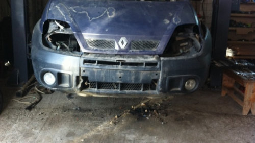 Ornament inferior stalp stanga spate Renault Scenic [facelift] [1999 - 2003] RX4 minivan 5-usi 2.0 16v MT 4WD (139 hp) I (JA0/1_) RX4