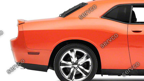 Ornament luneta geam spate Dodge Challenger 2008-2021 v2