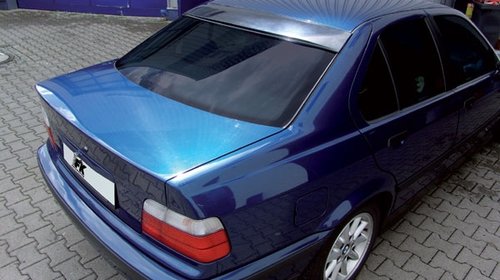 ORNAMENT LUNETA (PLEOAPA) BMW E36 LIM -COD FK