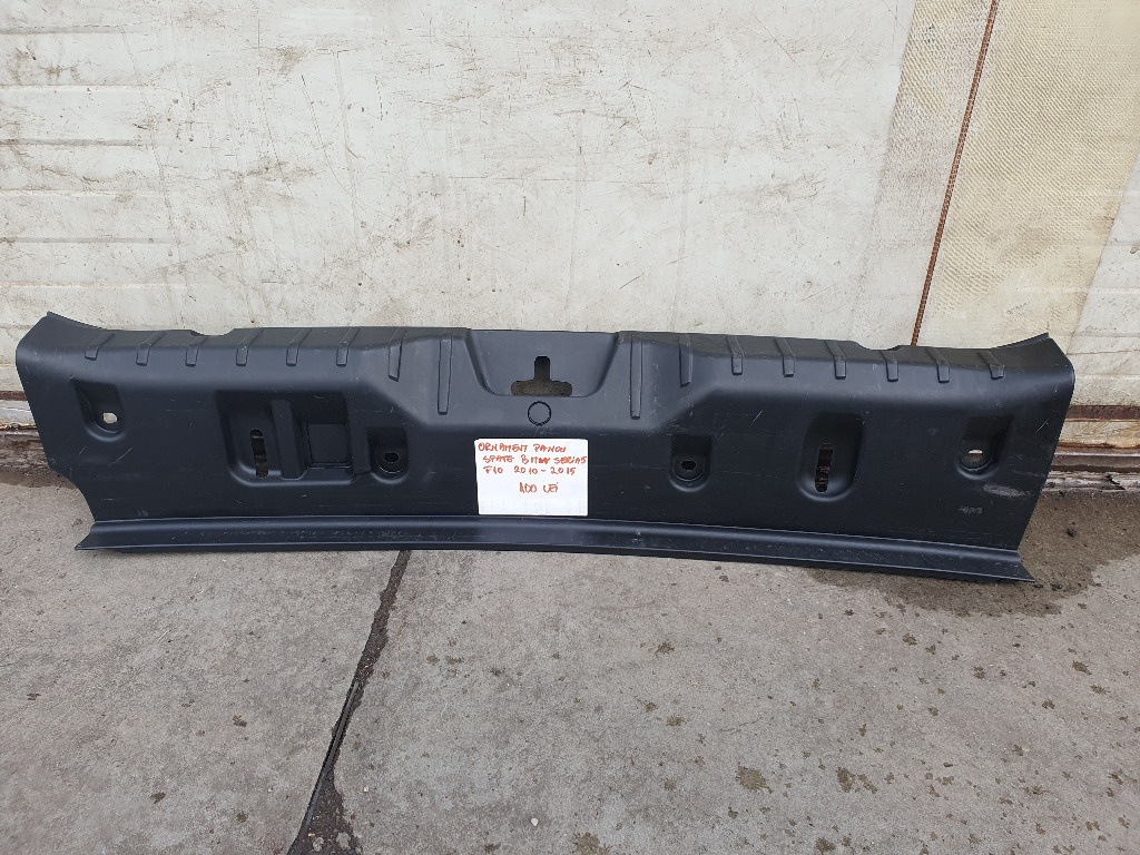 ORNAMENT PANOU SPATE BMW SERIA 5 F10 2010 - 2015