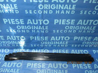 Ornament prag Mitsubishi Pajero 2003 (exterior, defect)