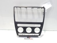 Ornament radio, Skoda Octavia 2 (1Z3), 1Z0858069A (id:381435)