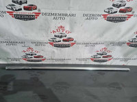 Ornament / Trim crom usa dreapta fata Skoda Octavia III cod 5E9837476