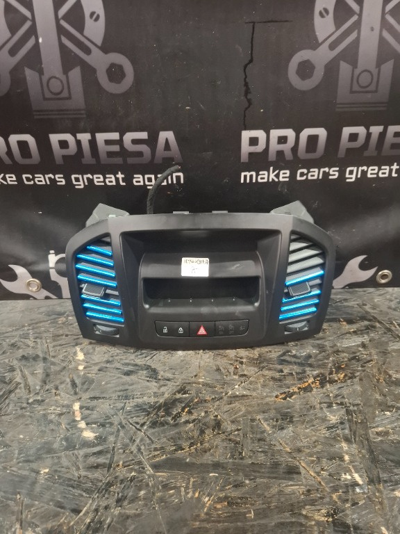Panou central grile ventilatie Opel Insignia A - imagine 1