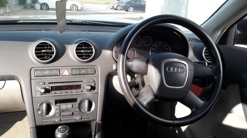 Panou comanda AC clima Audi A3 8P 2005 Hatchback 2.0 FSi