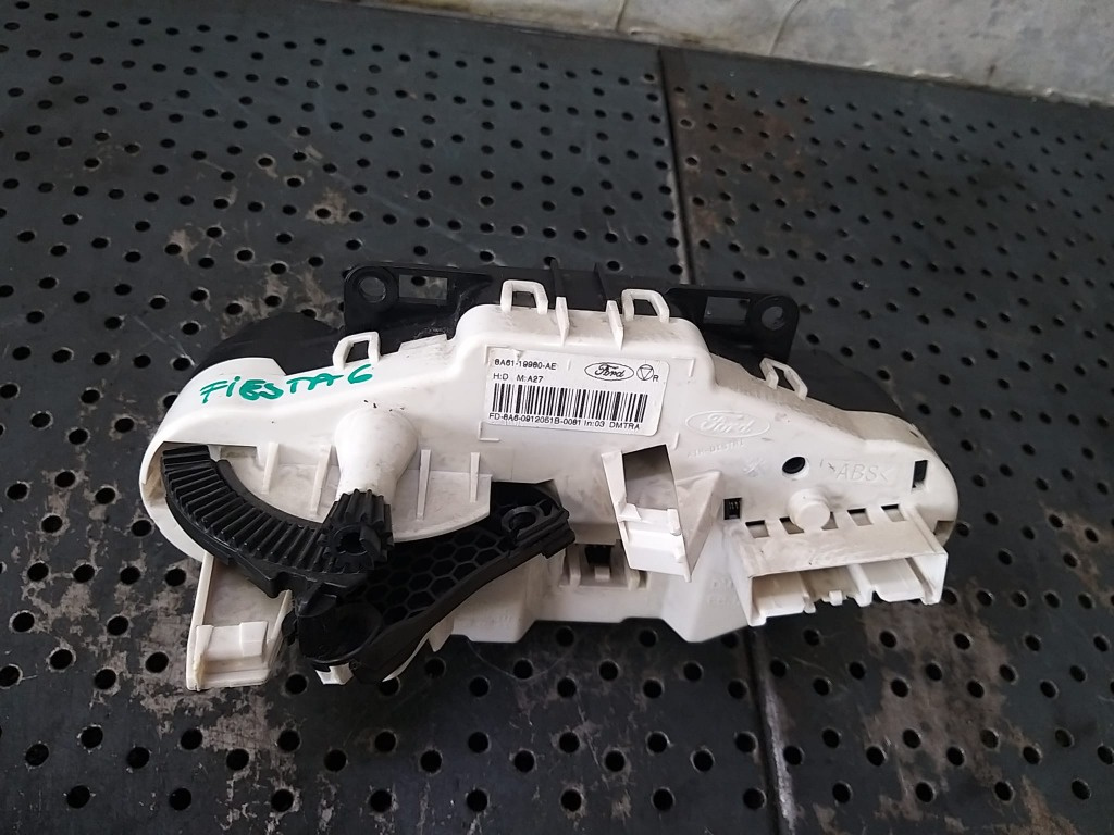 Panou comanda clima ac ford fiesta 6 cb1