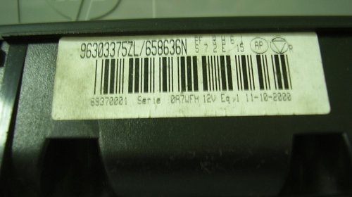 Panou comanda climatizare Peugeot 406 cod:96303375ZL/658636N