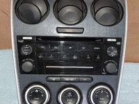 Panou comenzi / Consola centrala cu radio CD / Clima Mazda 6 2007 combi