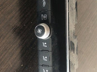 Panou control AC Audi A3 8V Sportback cod: 8v0820043 cu butonul rupt