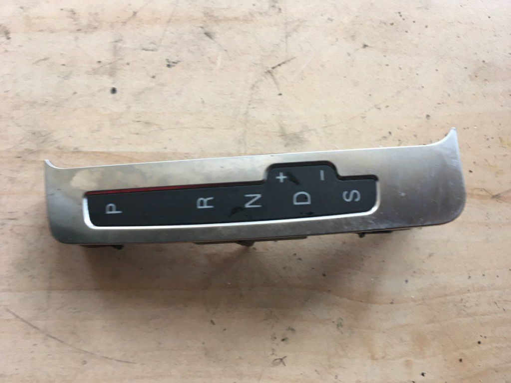 Panou / indicator selector viteze Audi A6 4F C6 Cod 4F1713463B