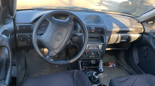 Panou sigurante Opel Astra F 1997 hatchback 1,6 benzina