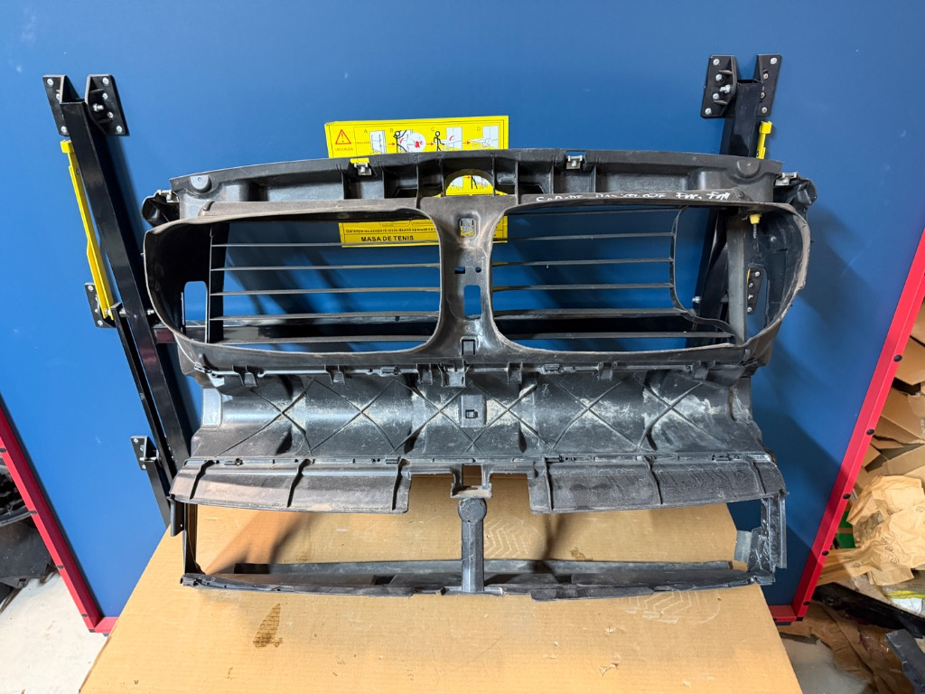 Panou suport radiatoare BMW Seria 5 F10 F11 2010/2011/2012/2013/2014/2015/2016/2017
