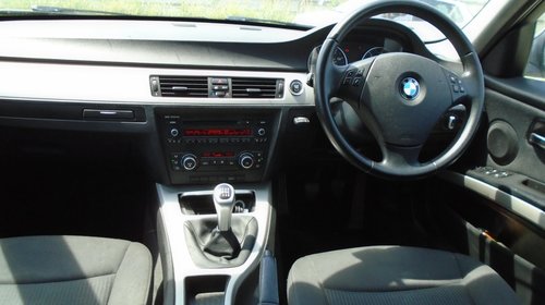 Parasolare BMW Seria 3 E90 2011 Sedan 2.0 D