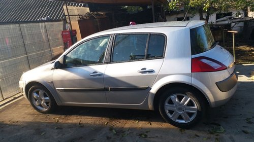 Parasolare Renault Megane 2005 hatchback 1.5 DCI