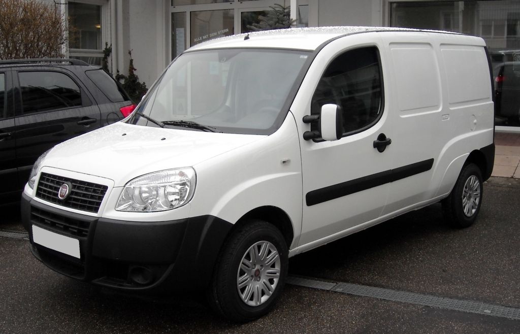 Parbriz Fiat Doblo 1.3 Multijet model 2004