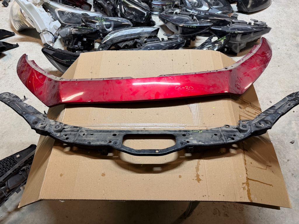 Parte superioara bara fata Mazda CX-30 2019/2020/2021/2022/2023/2024