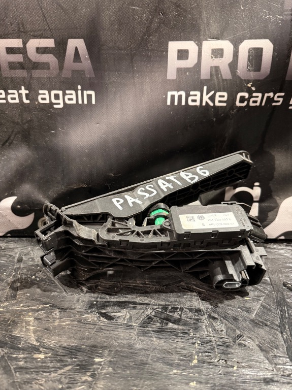 Pedala acceleratie 1K1723503L Volkswagen Passat B6 - imagine 2
