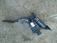 Pedala ACCELERATIE NISSAN NAVARA 2.5 D DIN 2007-COD-18002EA000