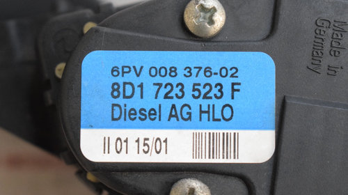 Pedala acceleratie VW Passat B5 1.9 TDI AVB 8D1723523F 360