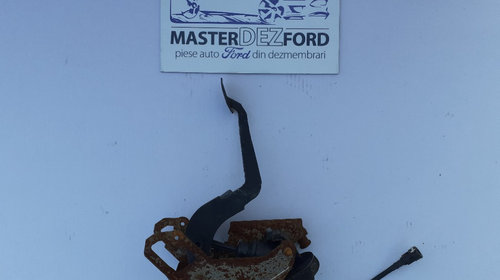 Pedala ambreiaj Ford Fiesta mk6 1.6 tdci