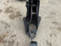 Pedala ambreiaj Renault Laguna 2 1.9 dCi 8200019263