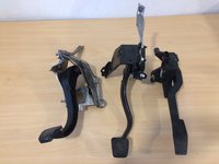 Pedala ambreiaj sau frana opel corsa c 1.0b 2000 - 2006 cod: 9123423CL