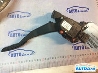 Pedala de Acceleratie A4543000304 Potriveste si pe Smart Forfour Mitsubishi CANTER 1997