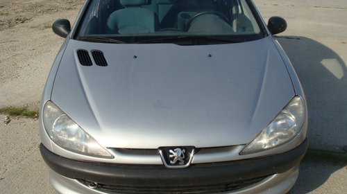 PEUGEOT 206 1.4B