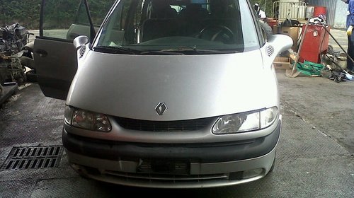 Piese dezmembrari Renault Espace 2.2 DCI 2002