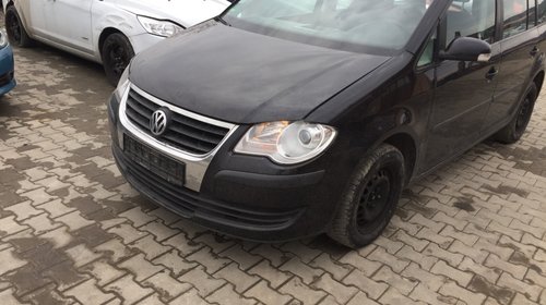 Piese dezmembrez Vw Touran facelift 2007 1.9 