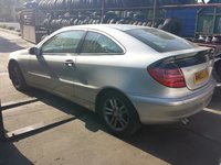 Piese din dezmembrari Mercedes C-class Coupe 2003 2,2 cdi W203