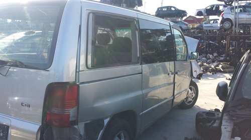 Piese din dezmembrari Mercedes vito an:2004 grii 2,2 cdi