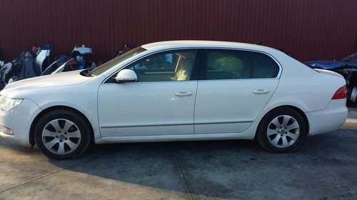 Piese din dezmembrari Skoda Superb alb an:2011 1.6 tdi motor:CAY