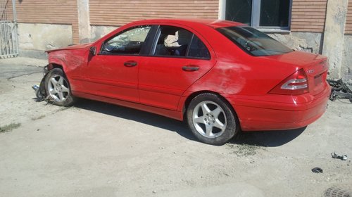 Piese mercedes c220  an 2002